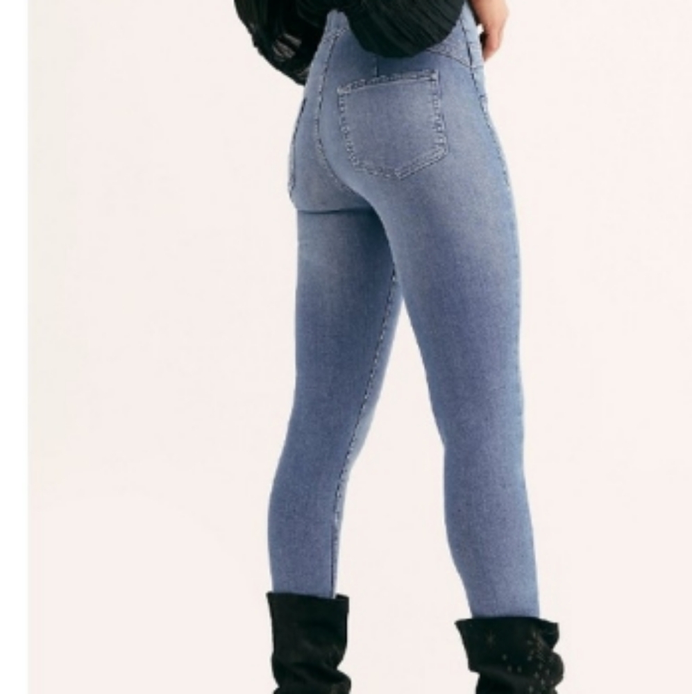 🌸NWT Free People Jeans 28🌸